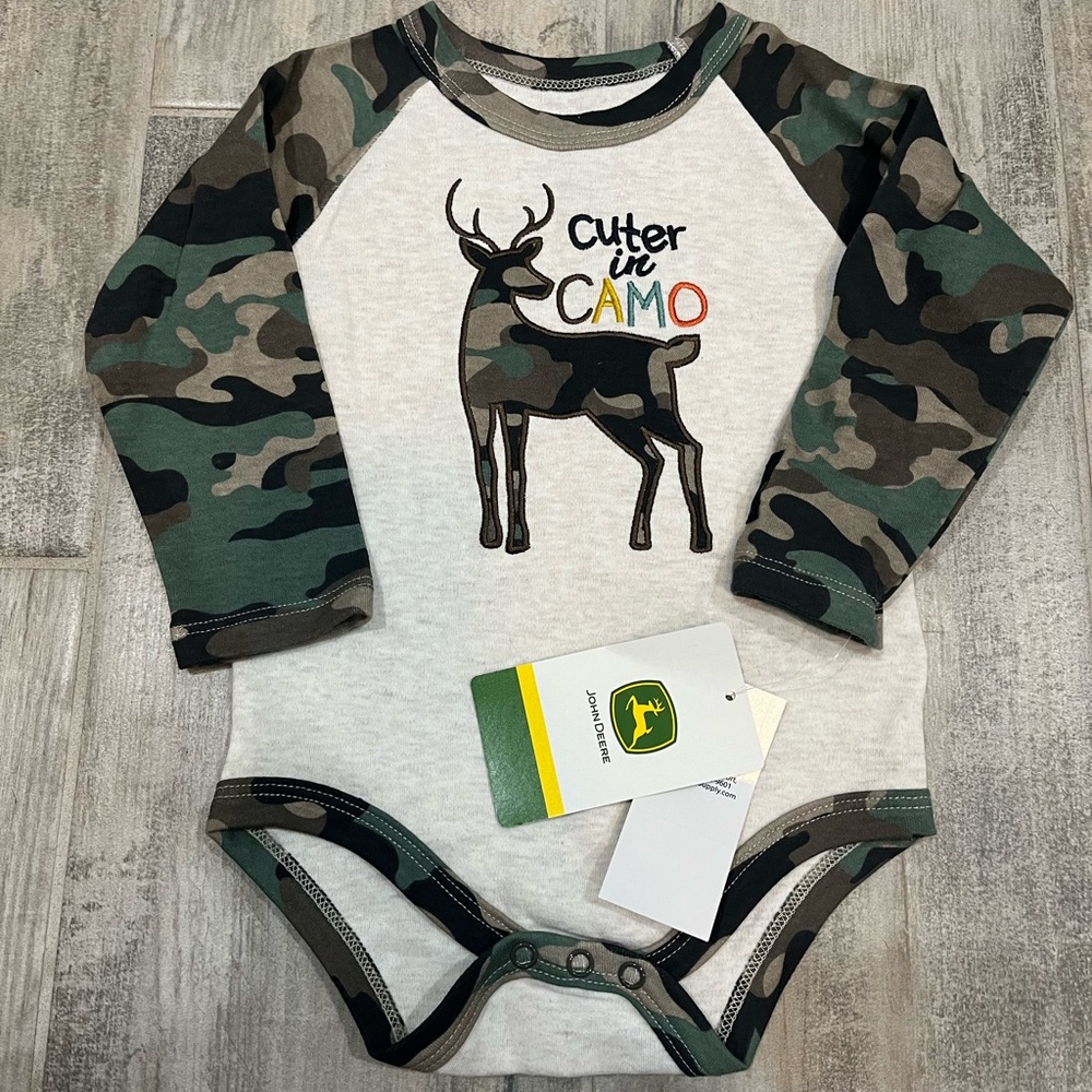 John Deere | Camo Onesie Sz 6/9 M